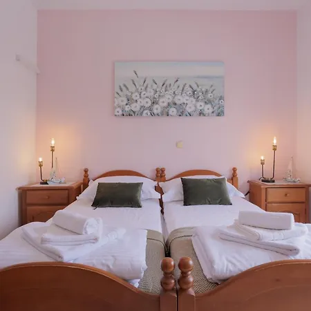 Lumar Bed & Breakfast